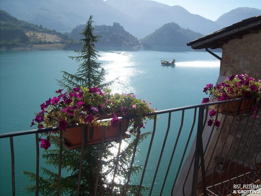 B&B La Casetta Sul Lago Colle di Tora Exterior foto